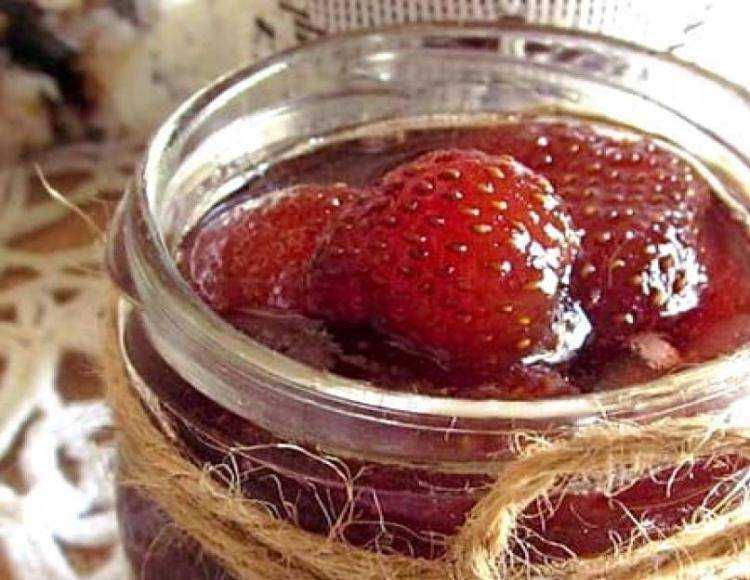 Варенье из клубники "пятиминутка" с целыми ягодами - лучшие рецепты