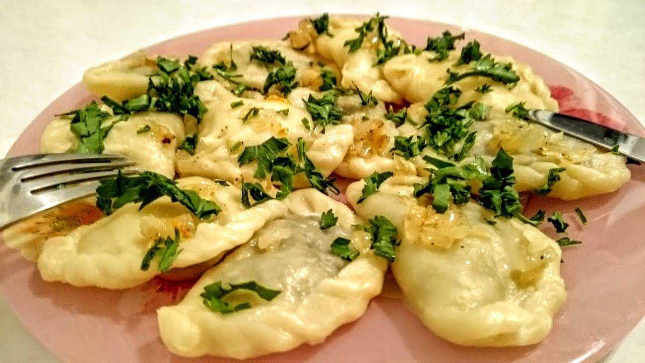 Вареники с грибами. вареники рецепт. -пошаговый рецепт с фото