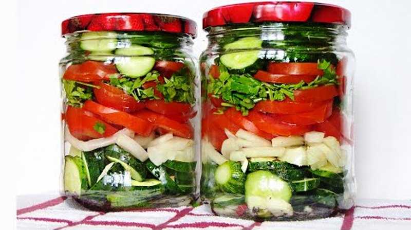 Салат из капусты на зиму в банках - 10 очень вкусных рецептов