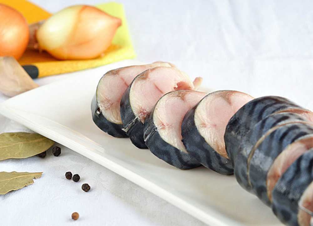 Соленая скумбрия в домашних условиях — очень вкусные и несравненные рецепты