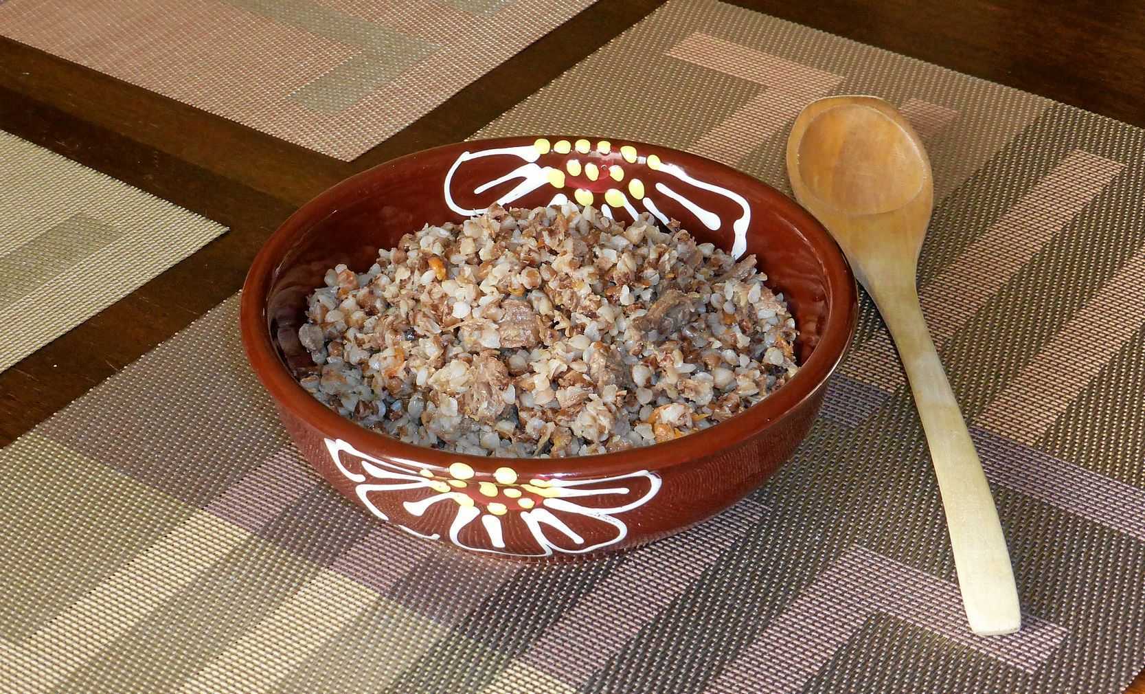 Гречка с тушенкой – 8 рецептов вкусного приготовления