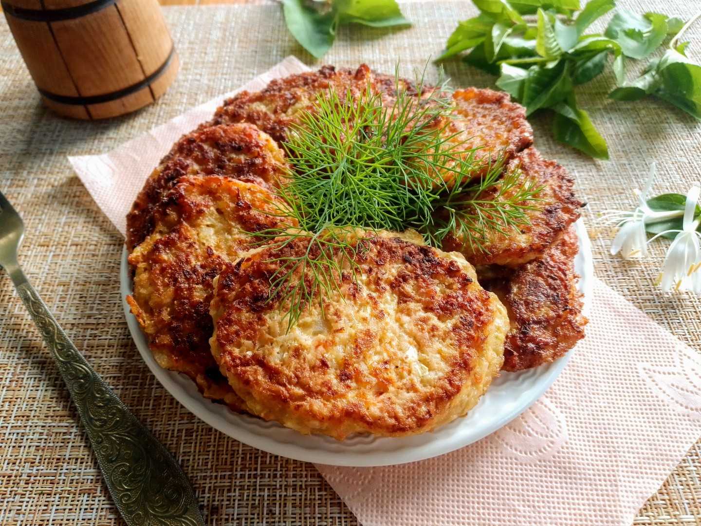 Рецепты пп для кабачковых оладьев. полезные пошаговые рецепты с фото для кабачковых оладушков