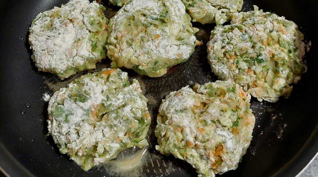 Куриные котлеты с капустой - классический рецепт с пошаговыми фото