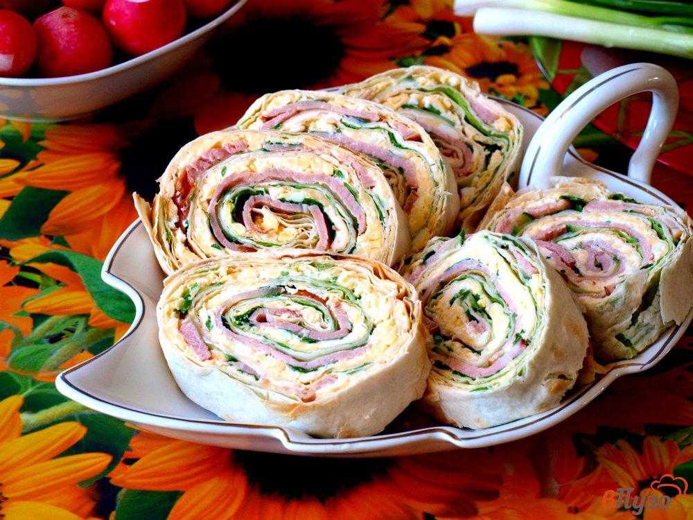 Лаваш с крабовыми палочками – 21 вкусный рецепт закуски от рулета до пирожков (с фото)