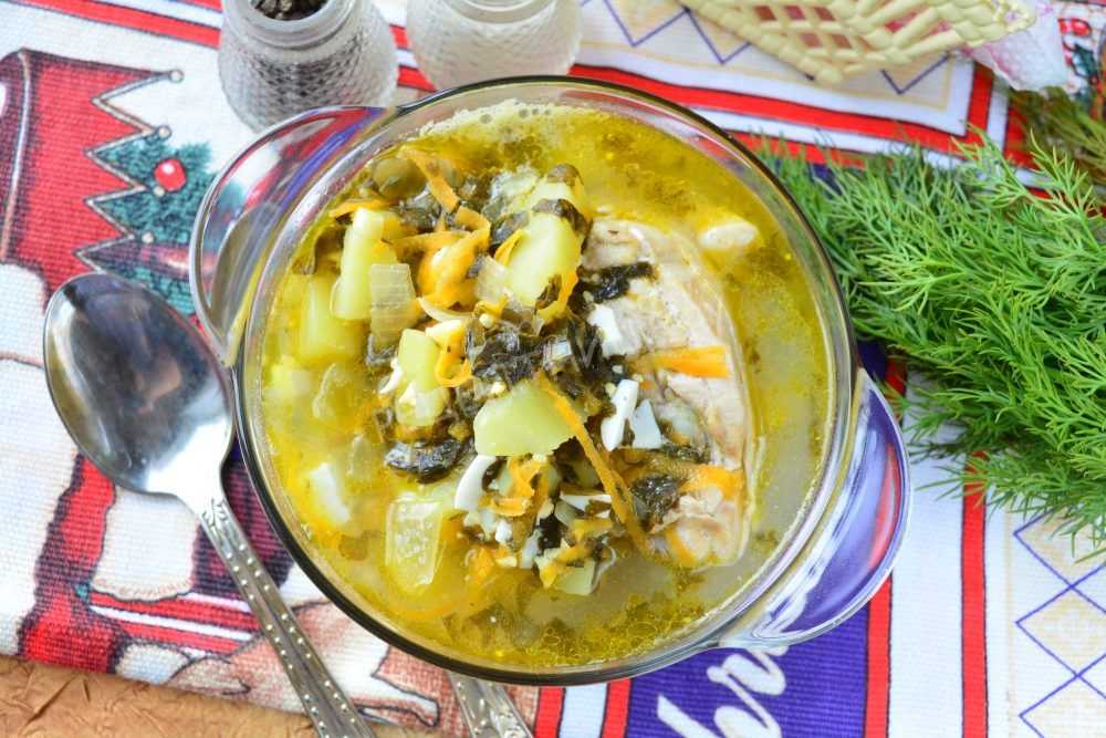 12 простых и вкусных щавелевых супов с яйцом