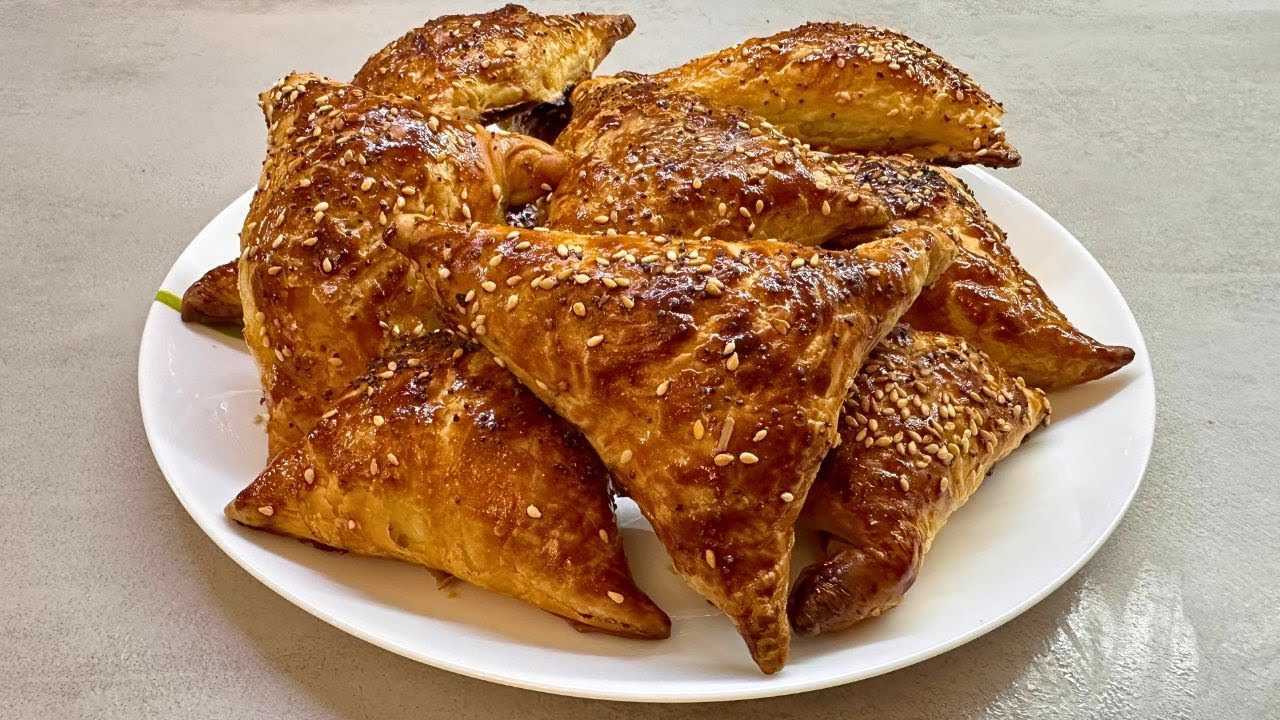 Самса из слоеного теста – 8 рецептов