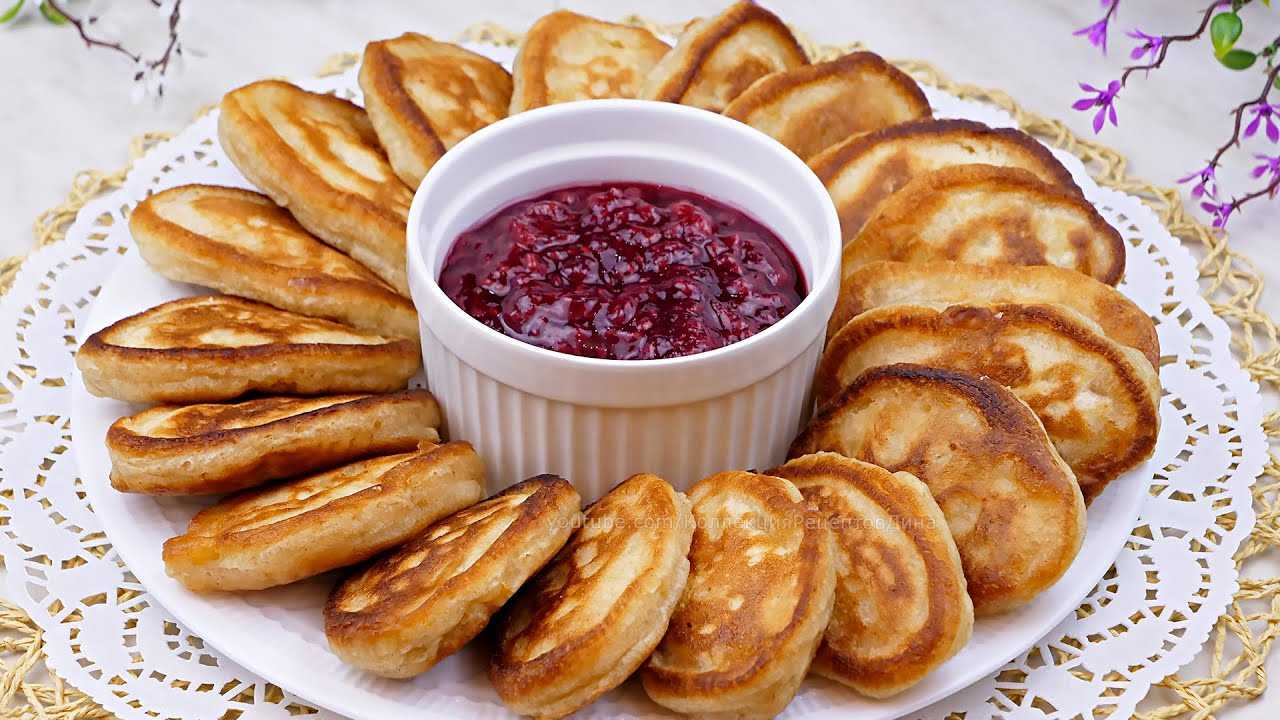 Оладьи с яблоками на кефире – 7 рецептов