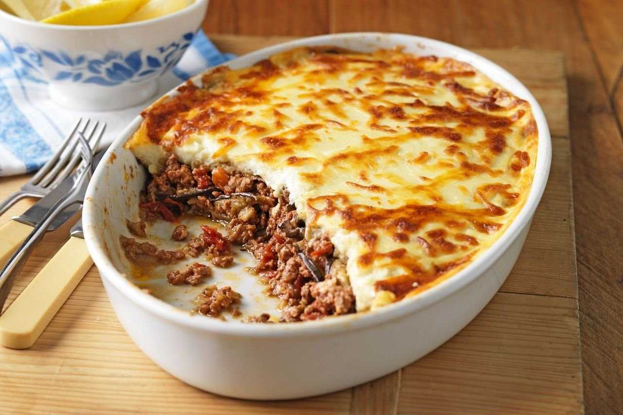 Запеканка с тушенкой и картошкой в духовке – здоровое питание