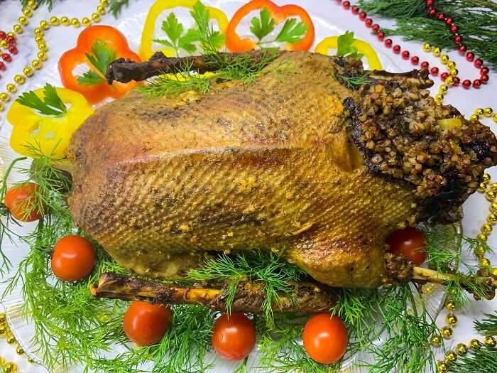 Рецепты гуся в духовке, чтобы мясо получилось мягким и сочным