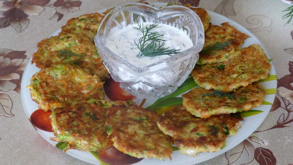 Кабачковые оладьи без яиц: вкусные и полезные рецепты
