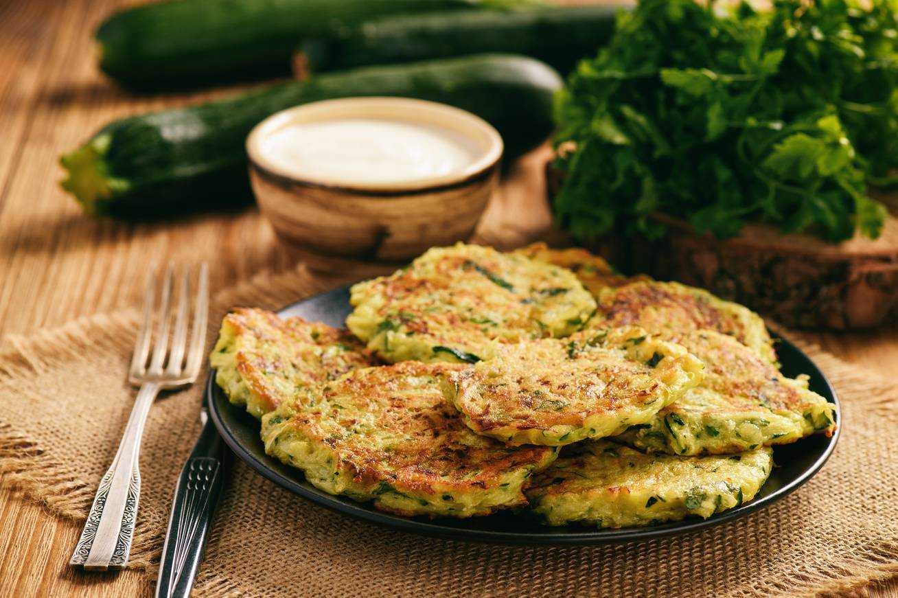 Диетические оладьи из кабачков - вкусный рецепт приготовления