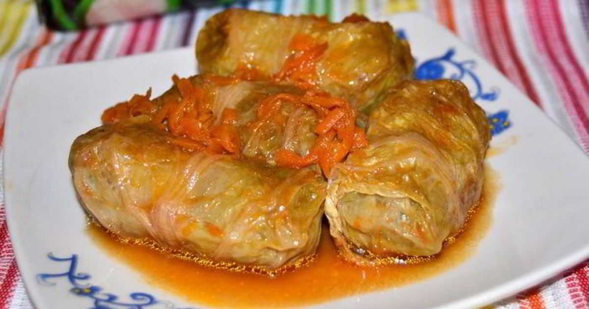Голубцы из пекинской капусты с фаршем и рисом