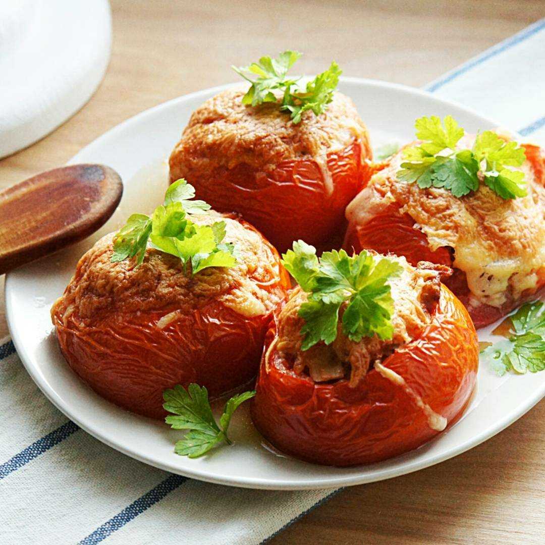 Запеченные помидоры с сыром в духовке – вкусно и очень просто. десяток рецептов запеченных помидорок с сыром в духовке - автор екатерина данилова - журнал женское мнение