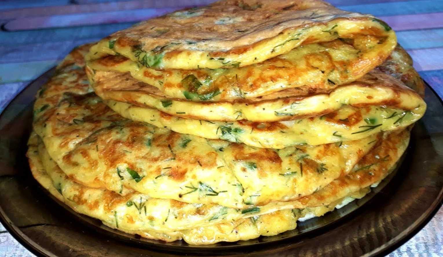 Лепёшки на кефире с сыром и зеленью на сковороде - 11 пошаговых фото в рецепте