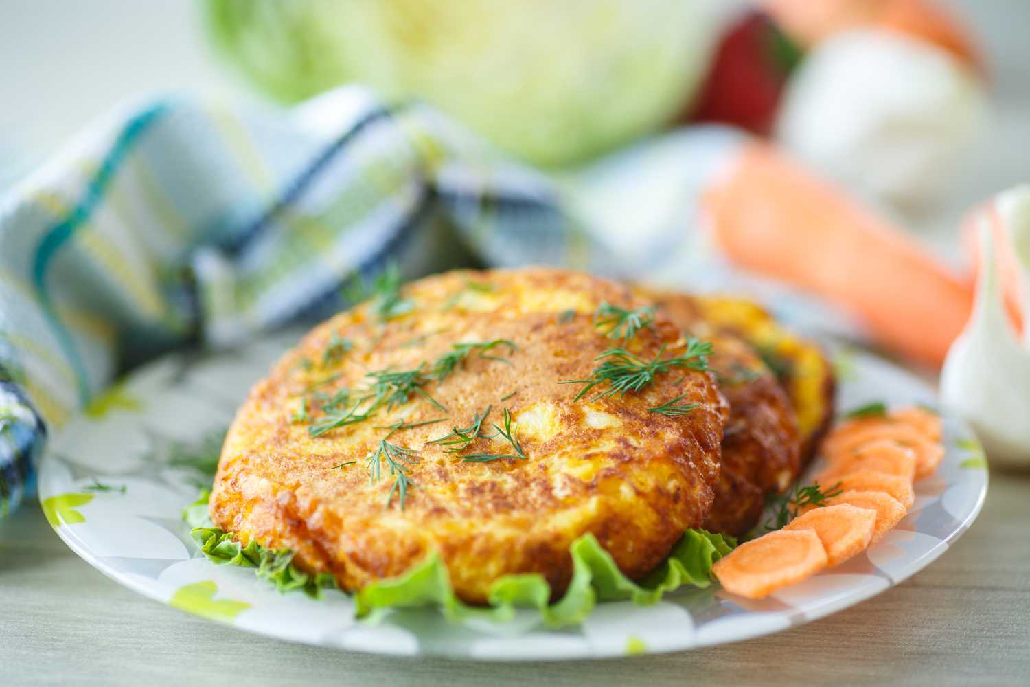 Оладьи из кабачков и моркови: рецепт с луком и чесноком, сладкие оладушки с сыром
оригинальные оладьи из кабачков и моркови: 3 секрета для вкусного блюда – дизайн интерьера и ремонт квартиры своими руками