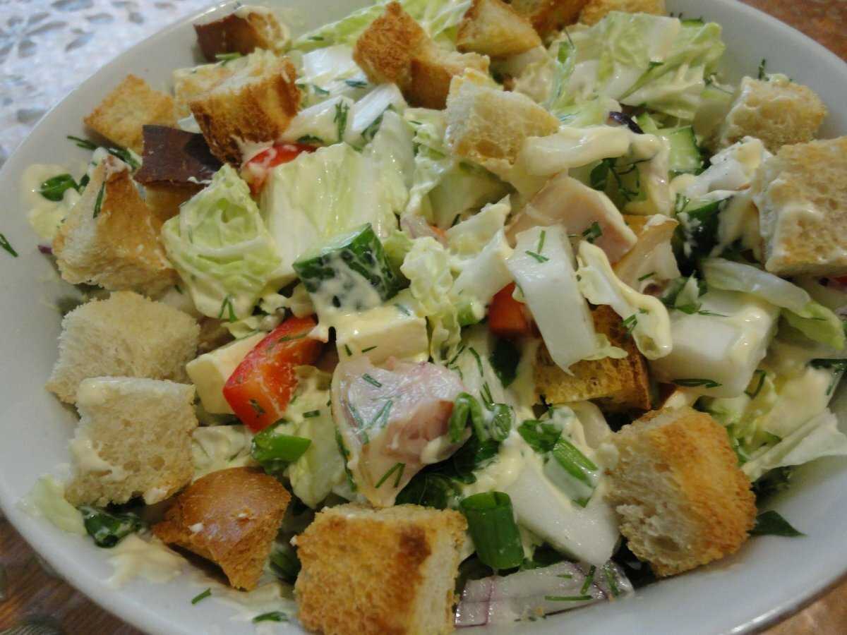 Вкусно и для кишечника полезно. 5 самых вкусных салатов с пекинской капустой. превосходно сочетается с самыми разными продуктами, даже с апельсинами!