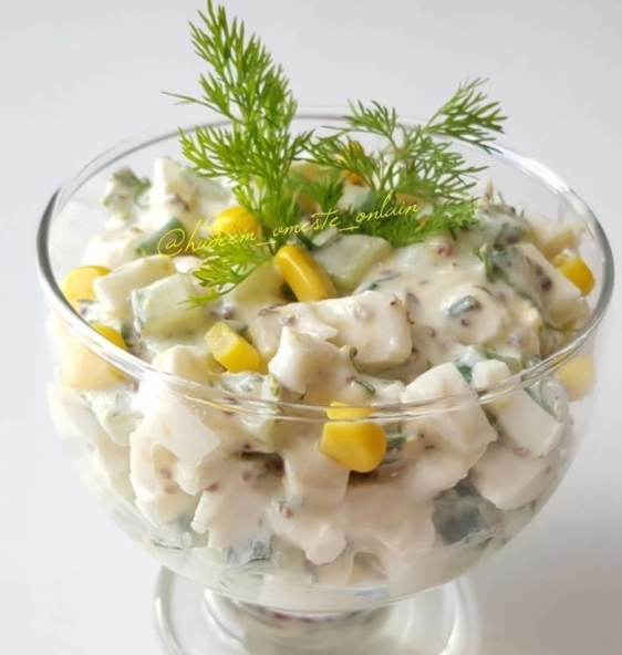Салат с кальмарами - 7 самых вкусных и простых рецептов салата из кальмаров