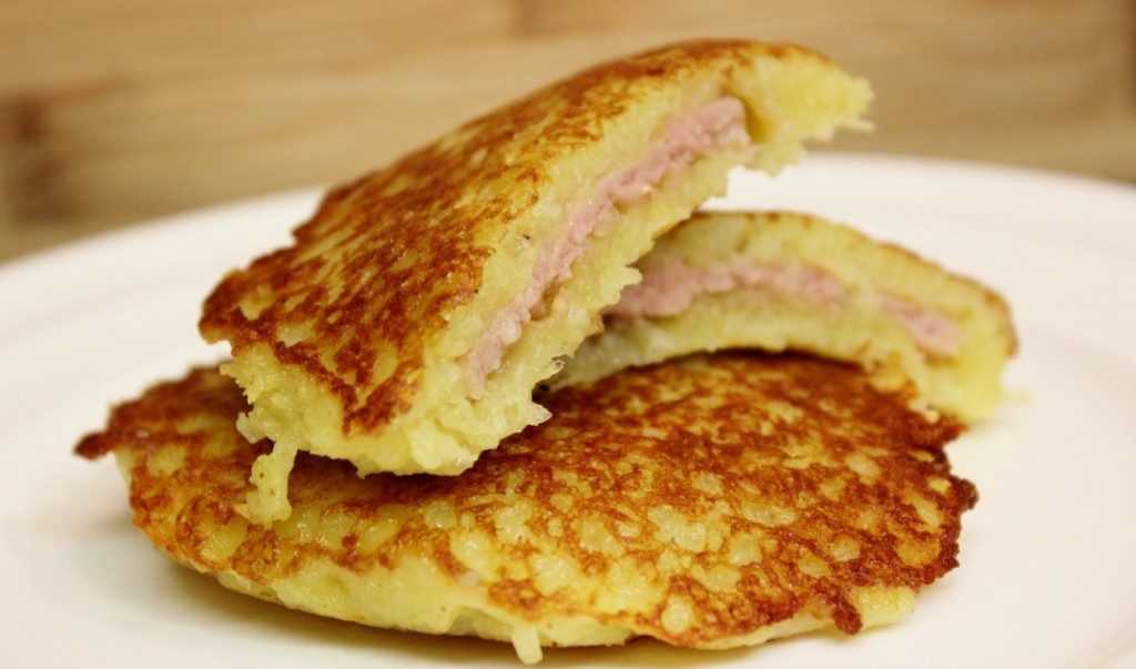 Оладьи из картофельного пюре с чесноком и тимьяном. пошаговый рецепт с фото — ботаничка