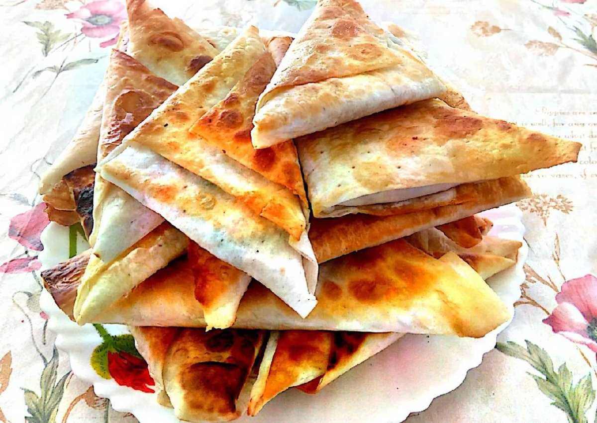 Хачапури из лаваша с творогом и сыром: пошаговый рецепт с фото