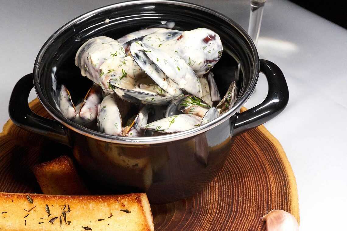 Мидии в сливочном соусе: как приготовить вкусно и просто