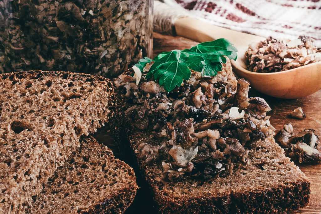 Грибная икра из сушеных грибов: самые вкусные рецепты