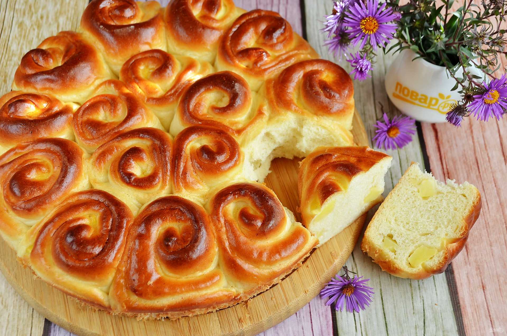 Булочки с корицей из дрожжевого теста в духовке: вкусные и простые рецепты