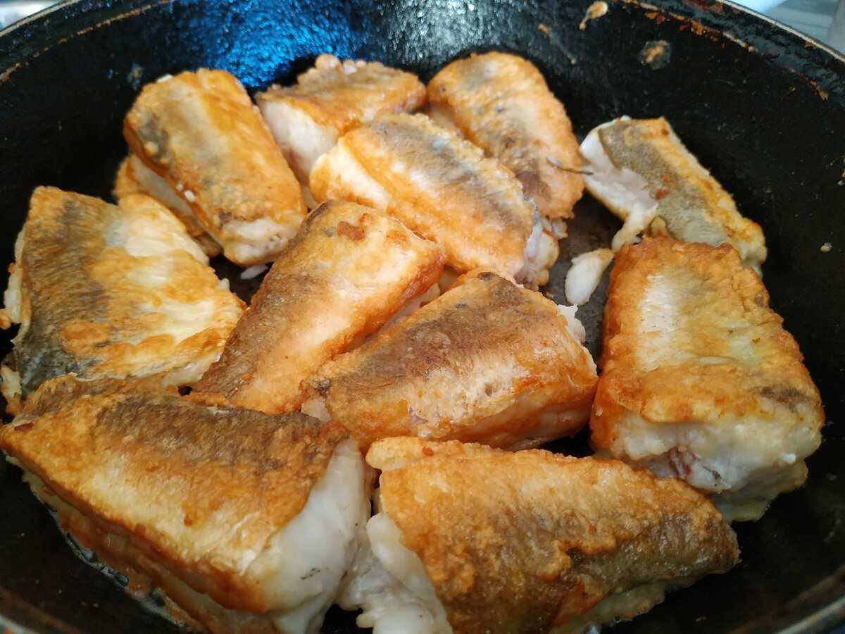 Минтай жареный на сковороде – самый вкусный и простой рецепт приготовления