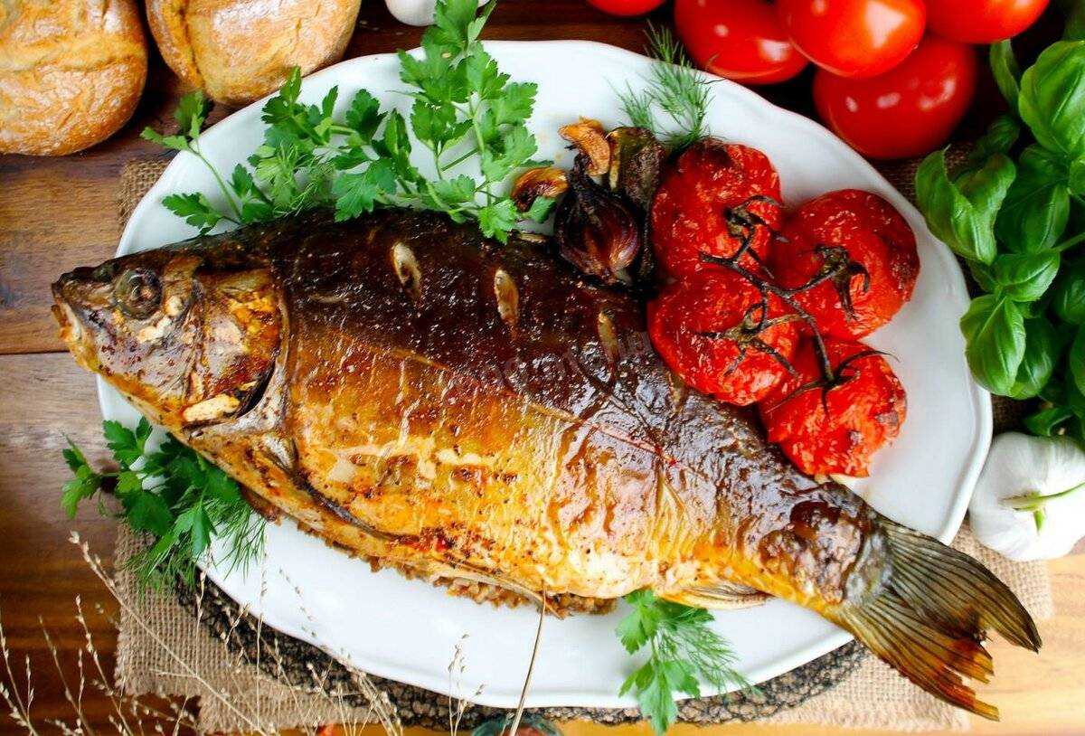 Запеченный карп в духовке: самый вкусный и сочный рецепт