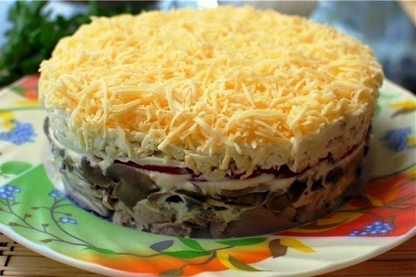 Салат с грибами и курицей — 14 очень вкусных и простых рецептов