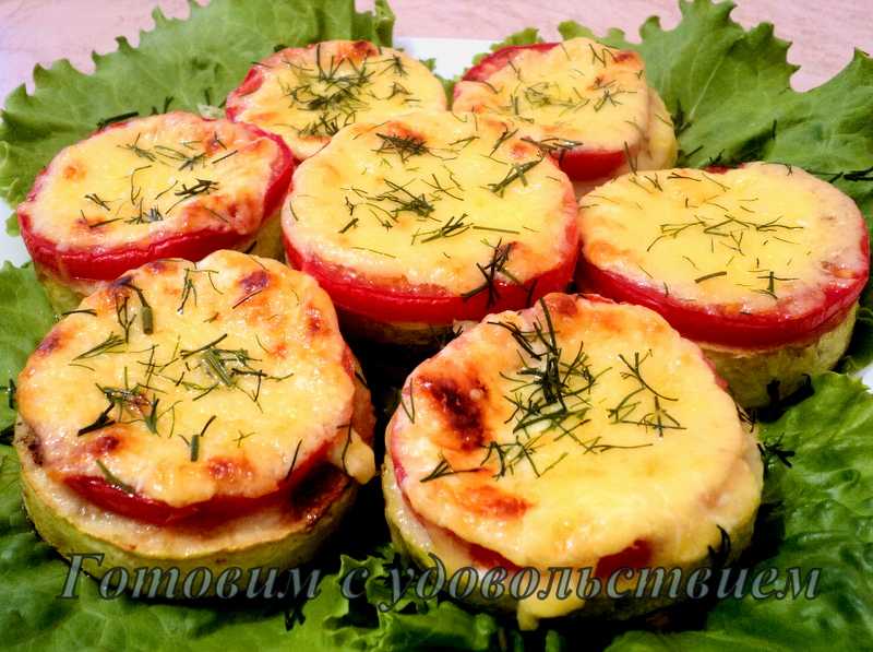 Как приготовить веер из кабачков с помидорами и курицей | меню недели