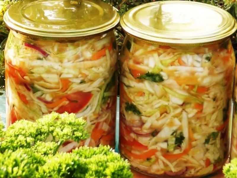 Капуста квашеная на зиму в банках — очень вкусные рецепты