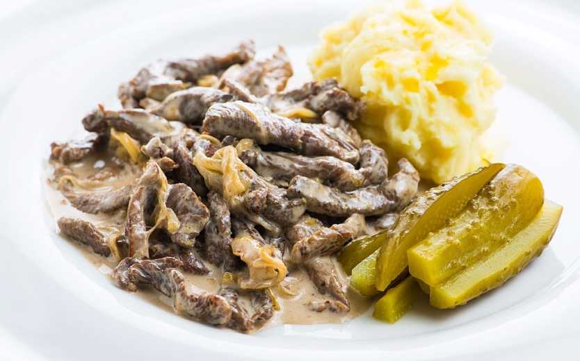 Бефстроганов из свинины – самые вкусные и простые рецепты