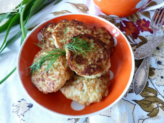 Оладьи из кабачков: простые и вкусные рецепты кабачковых оладушек