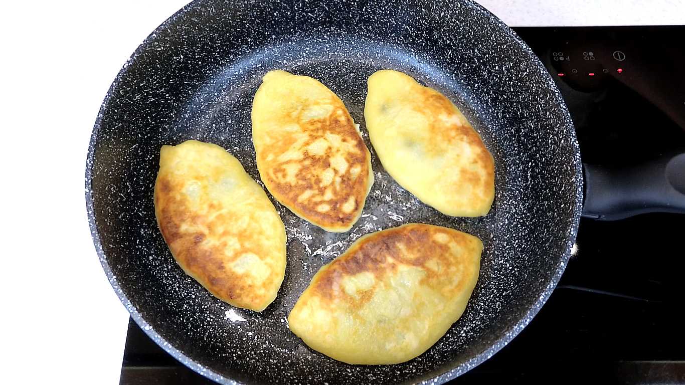 Пирожки с картошкой и грибами  рецепт с пошаговыми фото