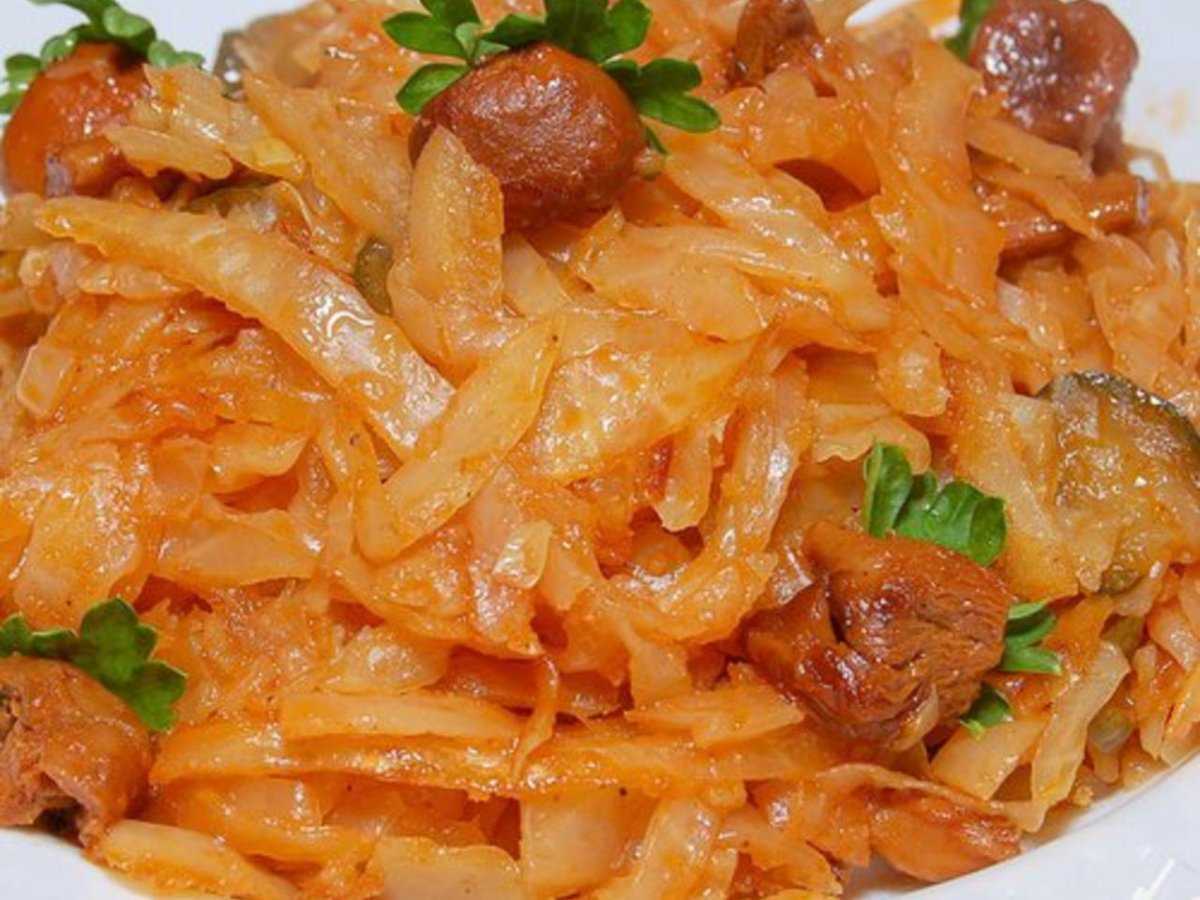 Солянка из свежей капусты с сосисками рецепт с пошаговыми фото и видео в домашних условиях