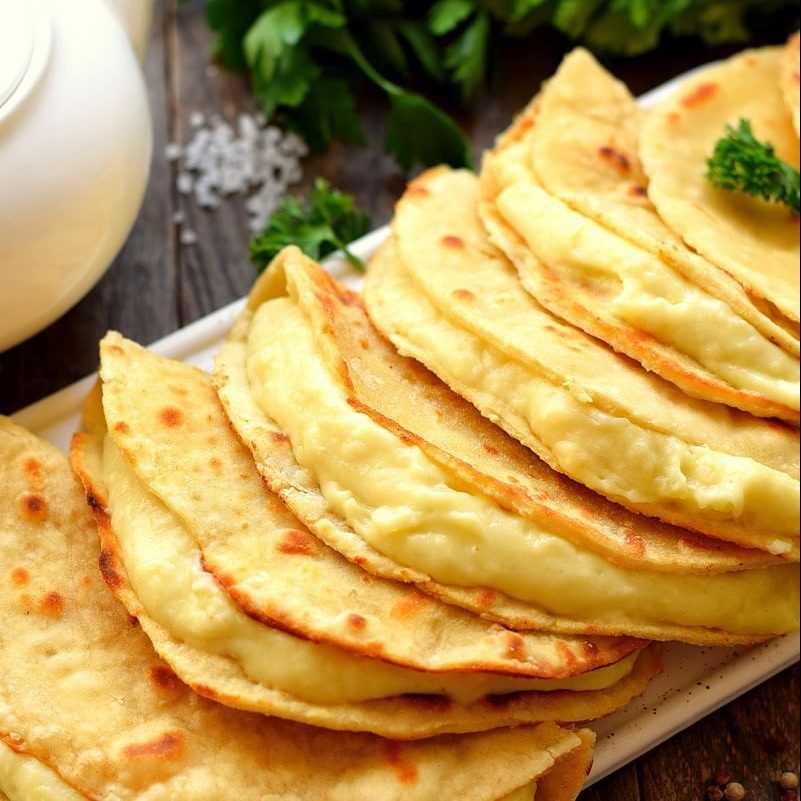 Кыстыбый с картошкой по-татарски