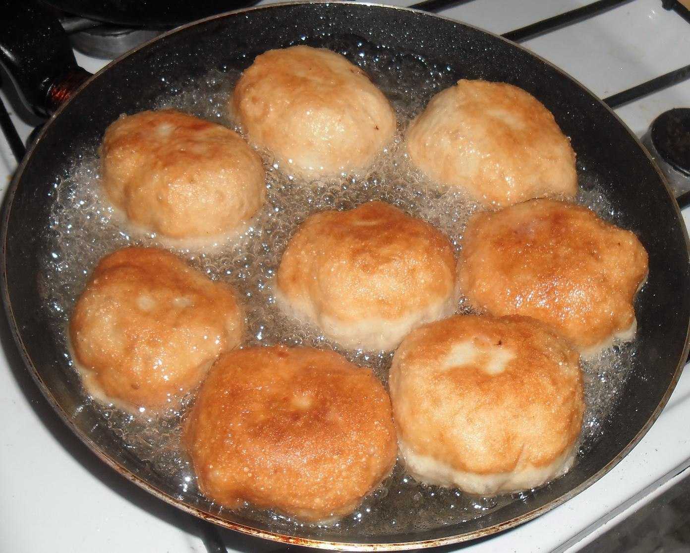Беляши с мясом на сковороде - секреты вкусного приготовления
