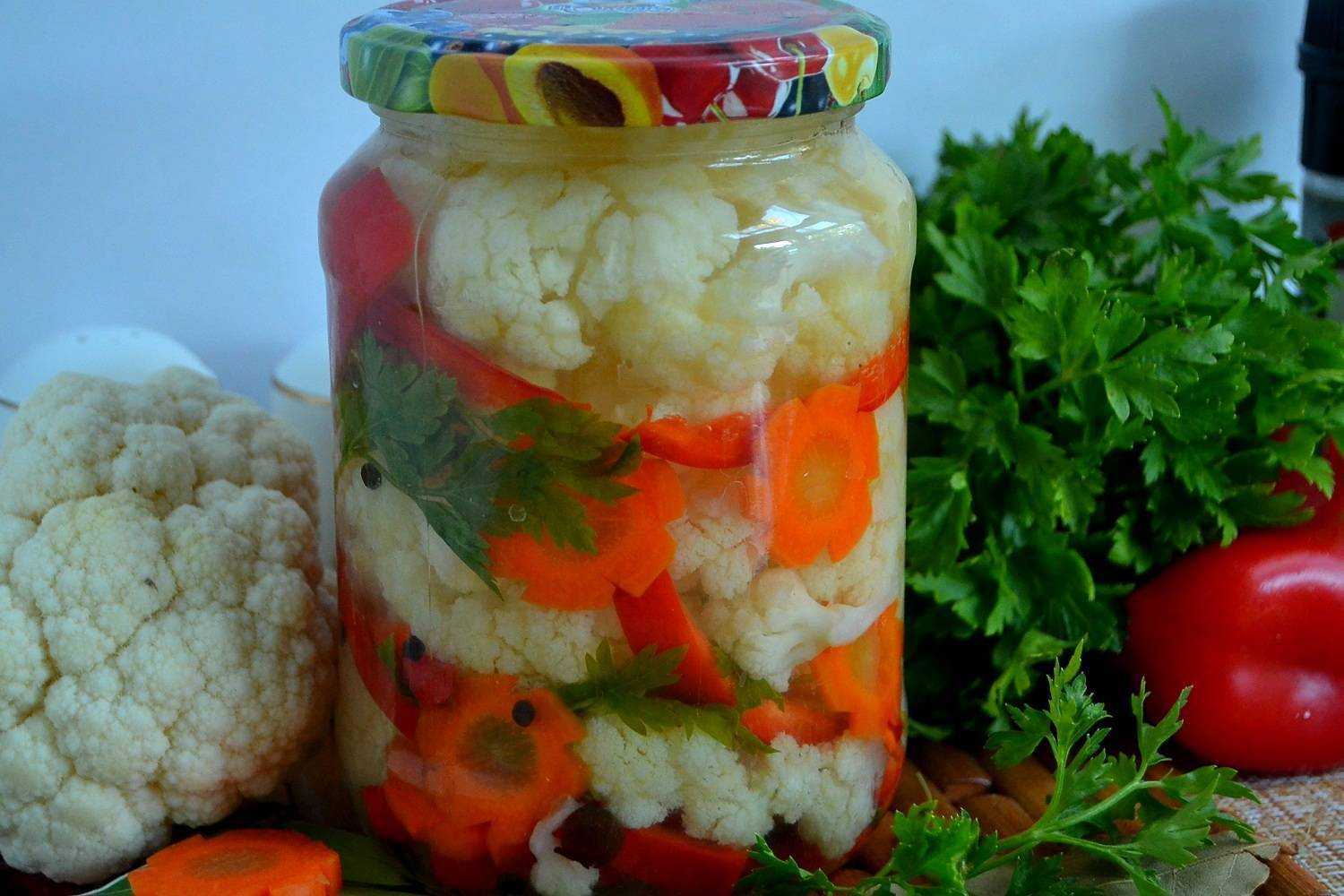 Салат из цветной капусты на зиму: 5 простых и вкусных рецептов