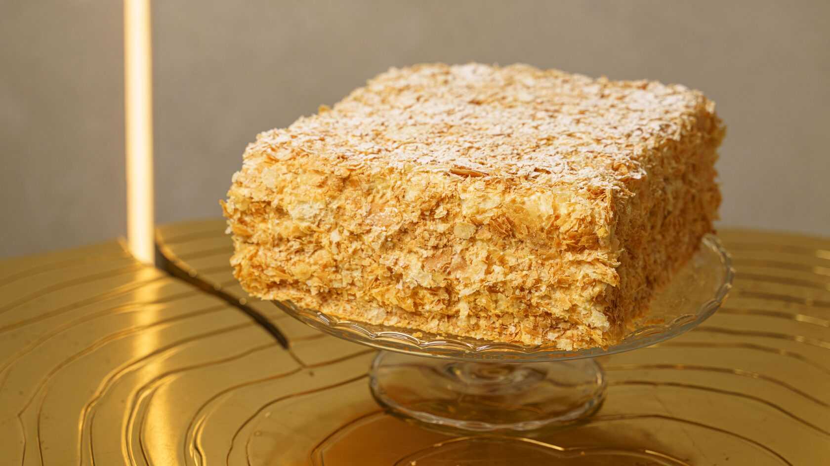 Крем для «наполеона» самый вкусный: классический, заварной, со сгущенкой, сметаной, пломбир