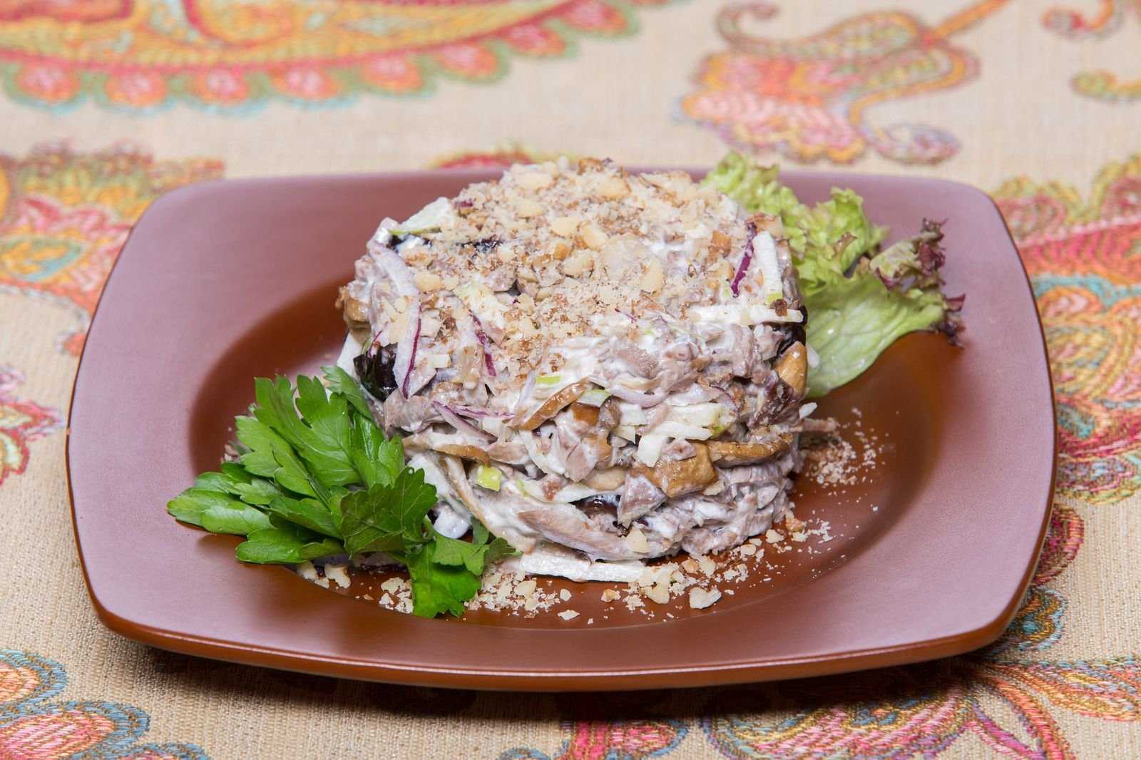 Салат русская красавица – классический и 5 рецептов