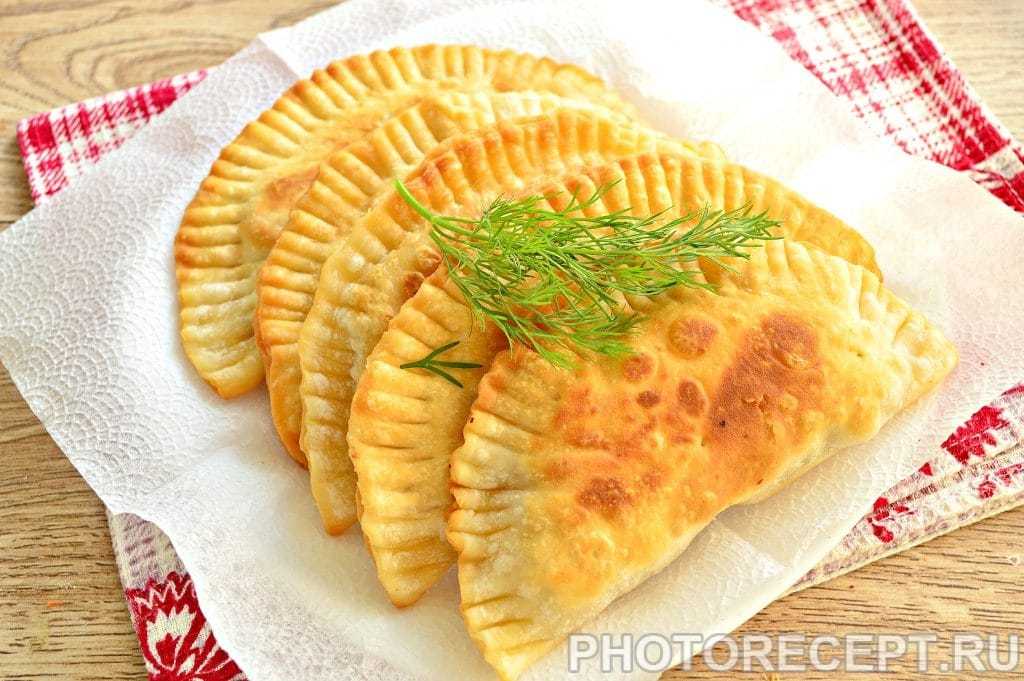 Чебуреки. 7 самых удачных рецептов домашних чебуреков