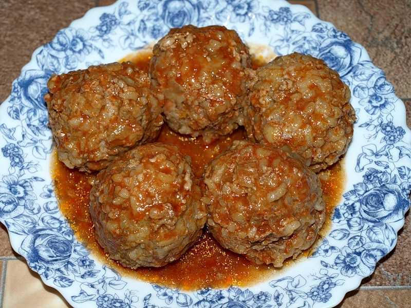 Ежики из фарша с рисом вкусный рецепт с фото пошагово и видео - tvcook.ru