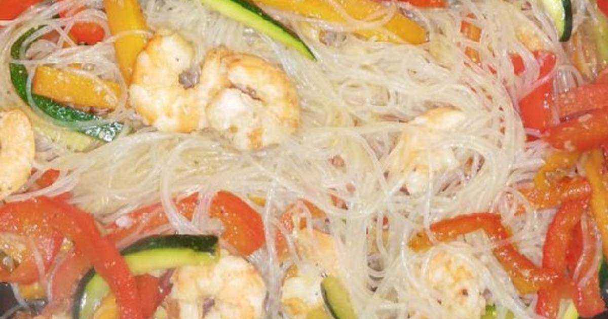 Фунчоза с креветками и овощами: простые домашние рецепты