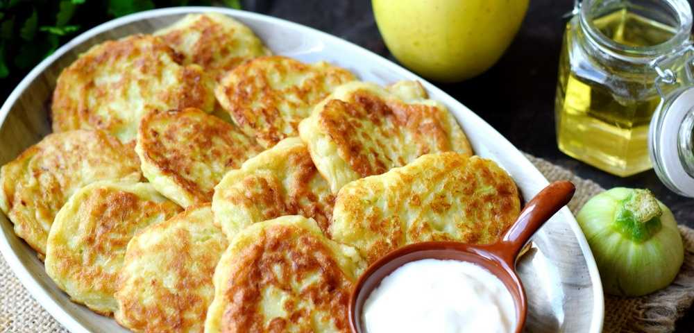 Оладьи из кабачков – 9 самых вкусных рецептов
