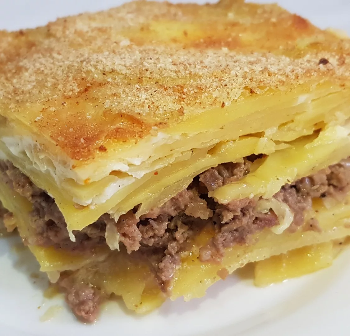 Запеканка с картошкой и фаршем в духовке – 9 вкусных рецептов