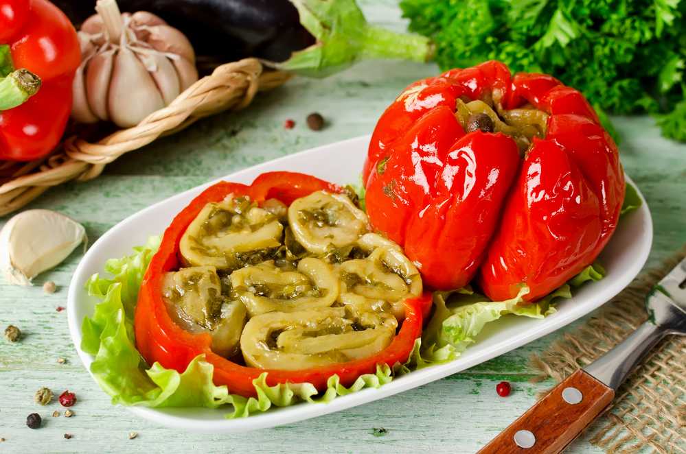 Перец фаршированный овощами и рисом – рецепт с фото
