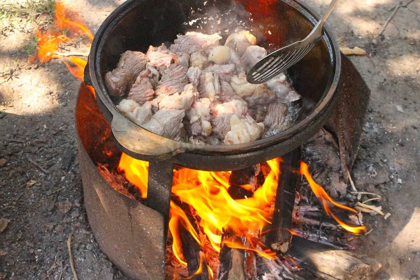 Как правильно готовить плов в казане. раскрываем все секреты