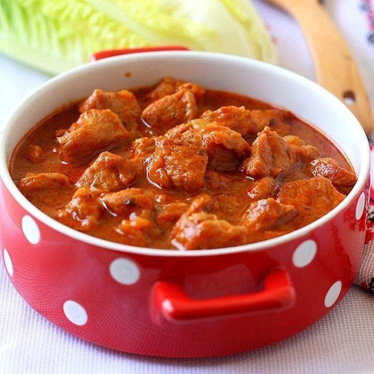 Готовим классический гуляш из говядины с вкуснейшей подливкой