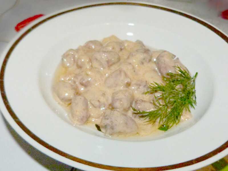 Как вкусно приготовить куриные сердечки со сливками
