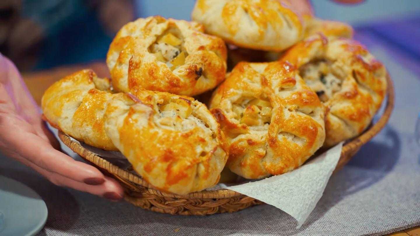 Курник из слоеного теста с курицей и картошкой пошаговый рецепт с фото 🍓